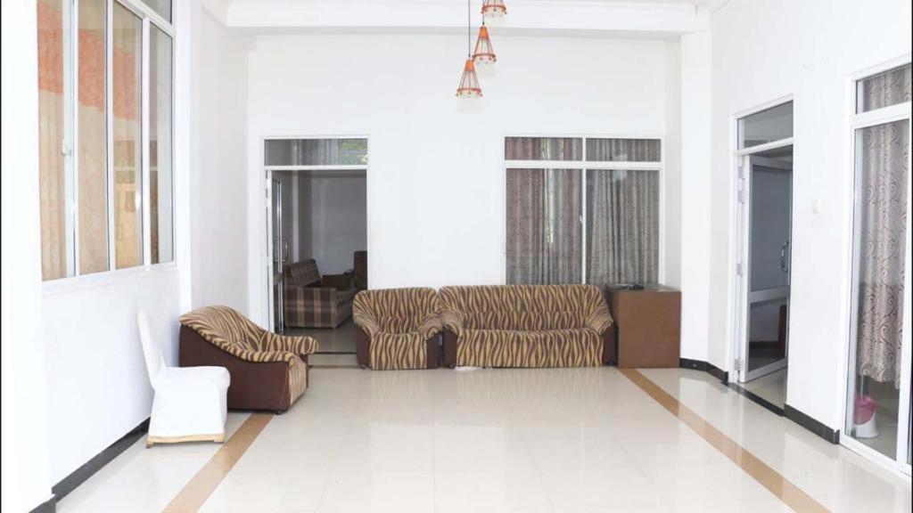 Suisse Villa Kandy Eksteriør bilde