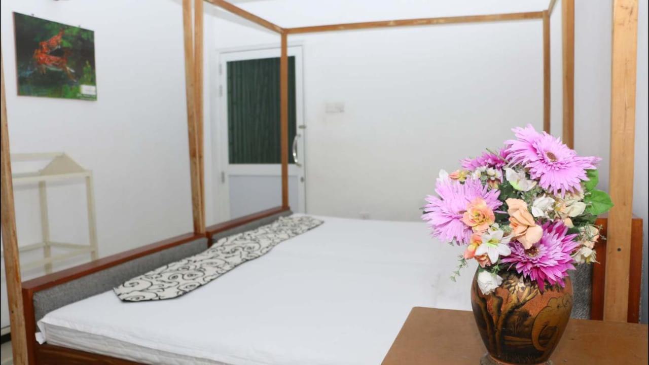 Suisse Villa Kandy Eksteriør bilde