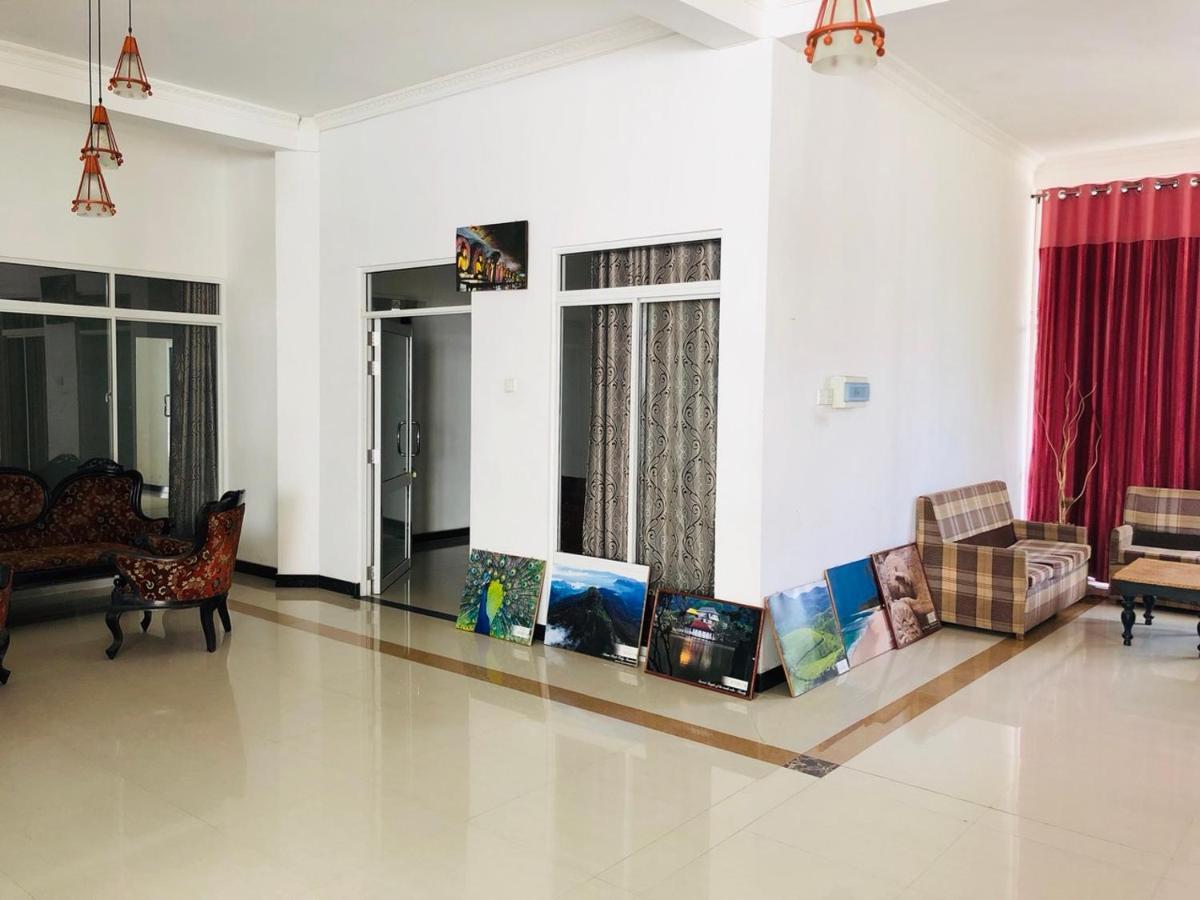 Suisse Villa Kandy Eksteriør bilde