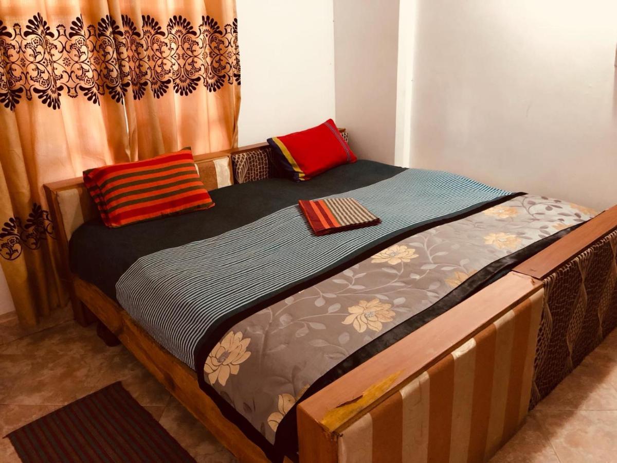 Suisse Villa Kandy Eksteriør bilde